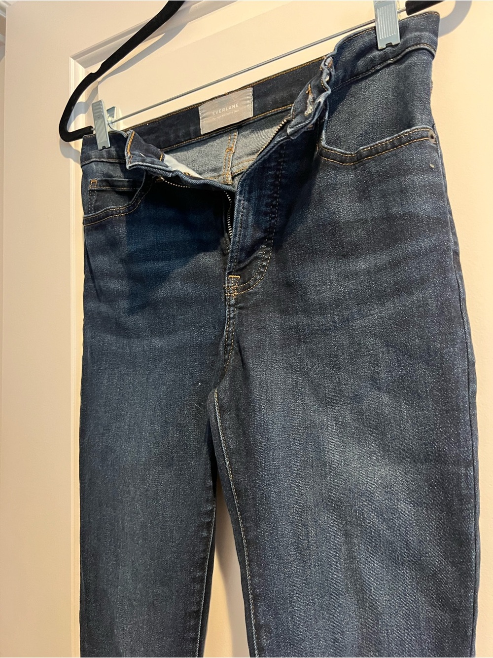 Everlane Women’s Slim Dark Blue Jeans